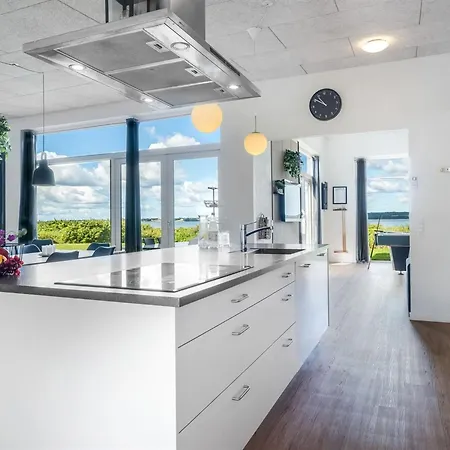 Eloise - 50m To The Fjord By Interhome Roslev